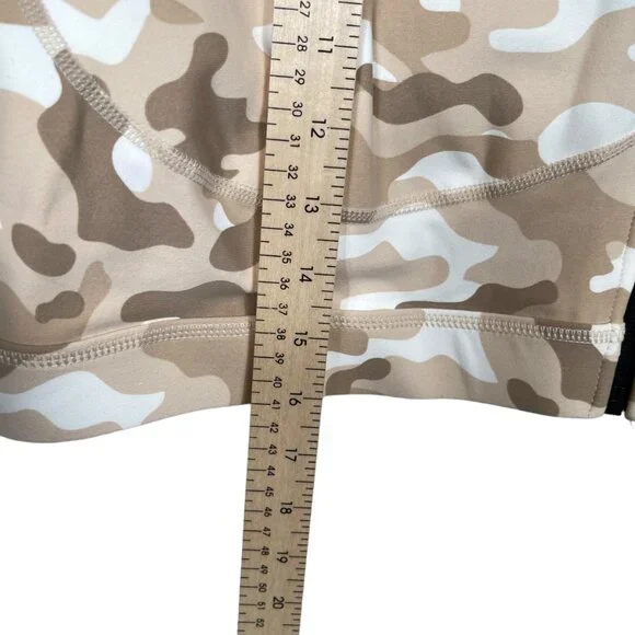 Torrid Active Sports Bra Size 3 US 3X Beige Camouflage Light Support Wireless - Picture 7 of 8